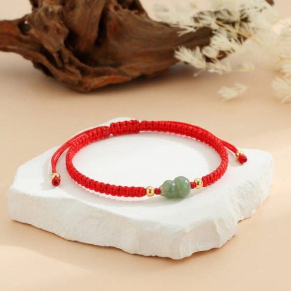 Red String Hetian Jade Wu Lou Bracelet